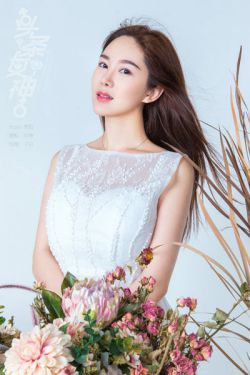 张笑菲 封面