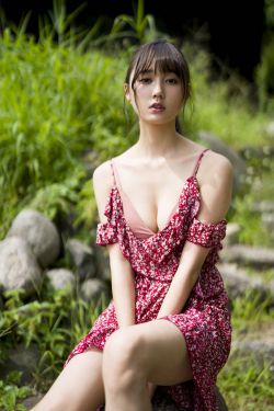 艾丽西亚 凯斯 封面